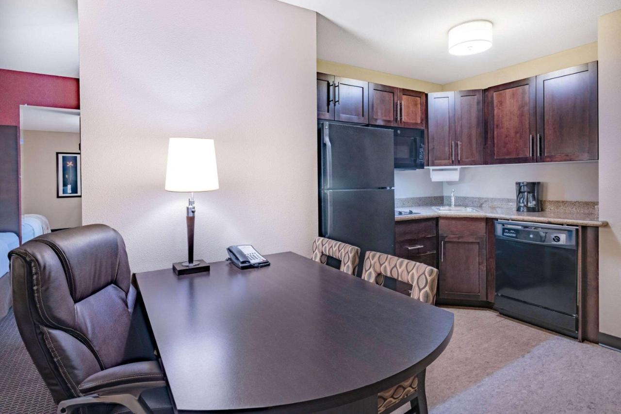 Hawthorn Suites By Wyndham ווילסטון מראה חיצוני תמונה