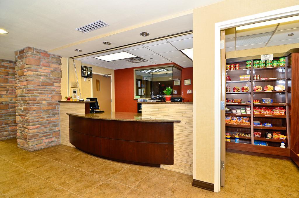 Hawthorn Suites By Wyndham ווילסטון מראה חיצוני תמונה